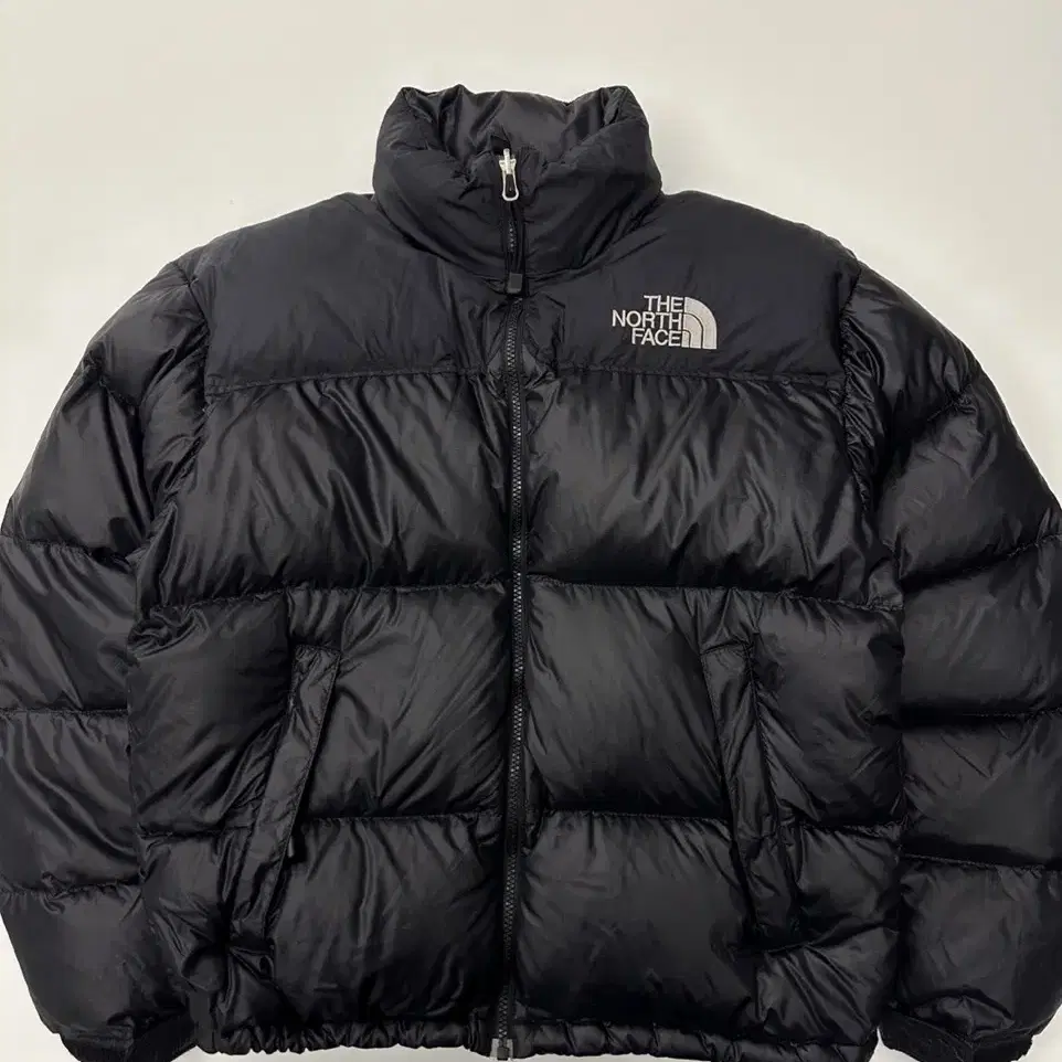 The North Face 노스페이스 90's 센터 로고 블랙 눕시 다운