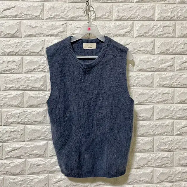 K8 Fur Knit Vest