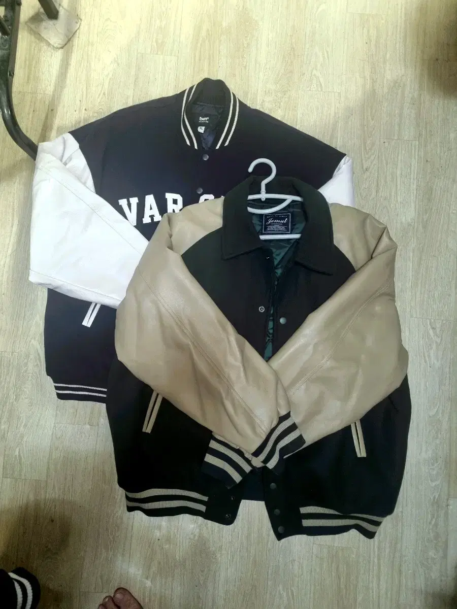 [115] 2 Varsity Jackets