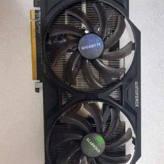 GTX760 2GB 그래픽카드