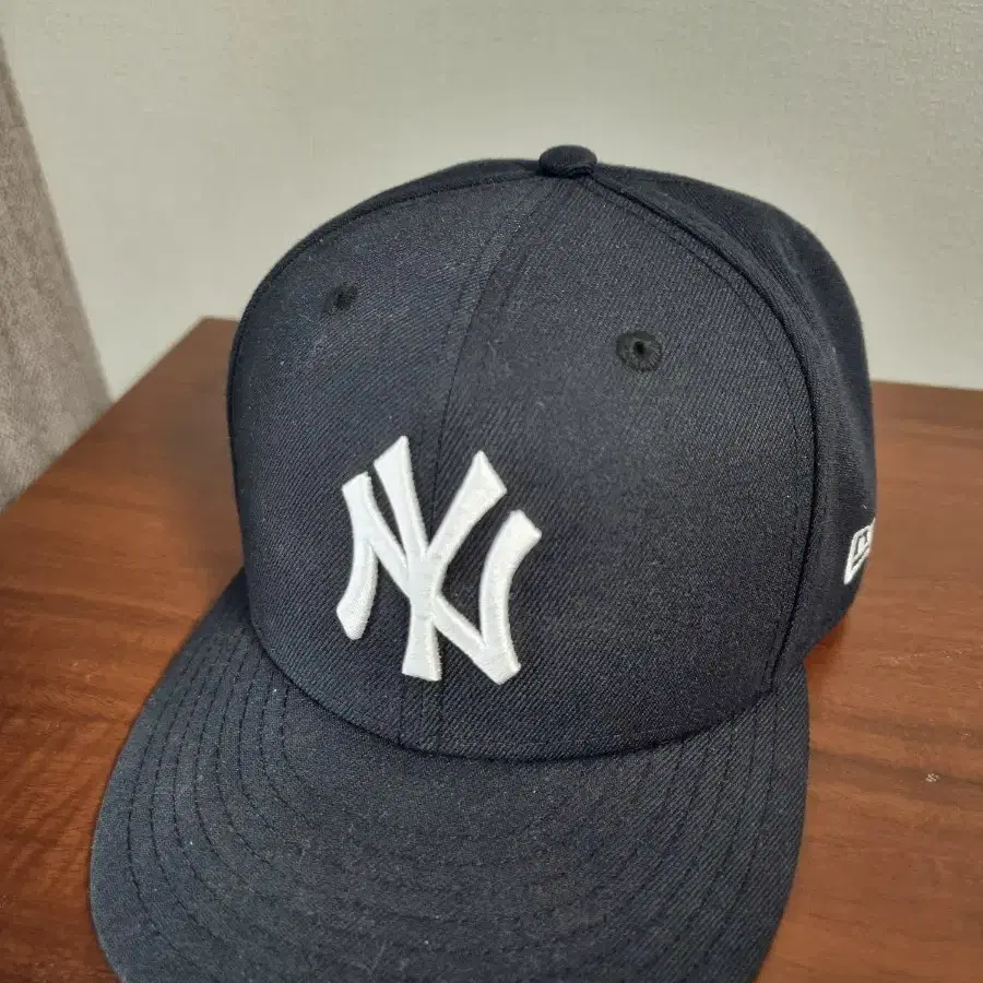 MLB 뉴욕 양키스 뉴에라 59fifty 모자 (정가: 53,000원)