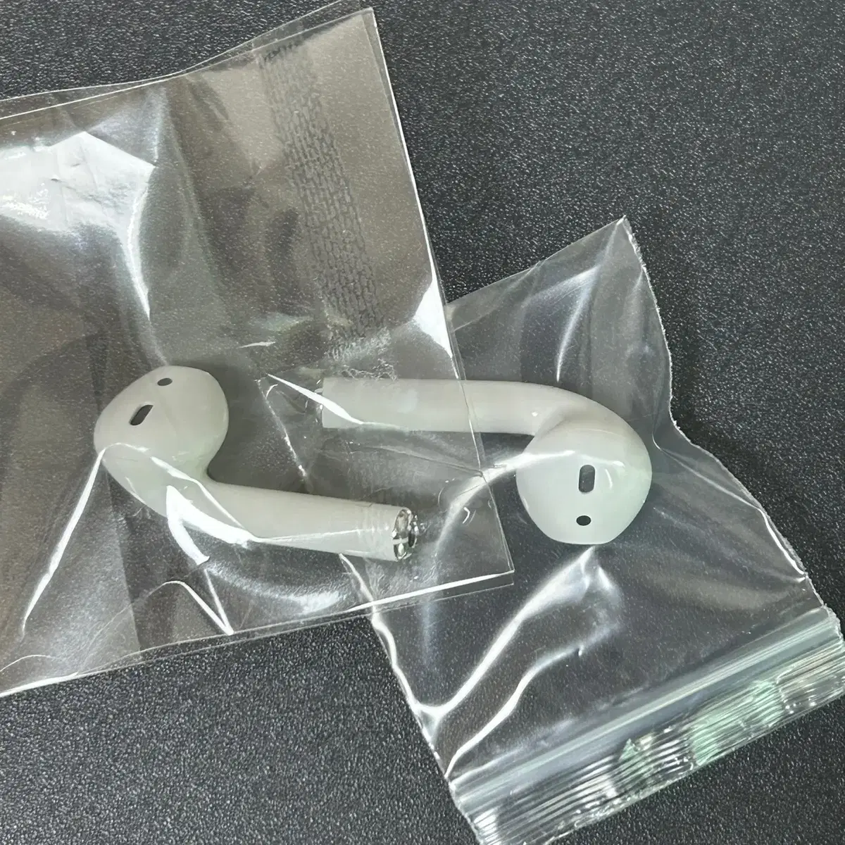 New) Airpods 2nd Generation Unit Left Right Bunch Unit Body