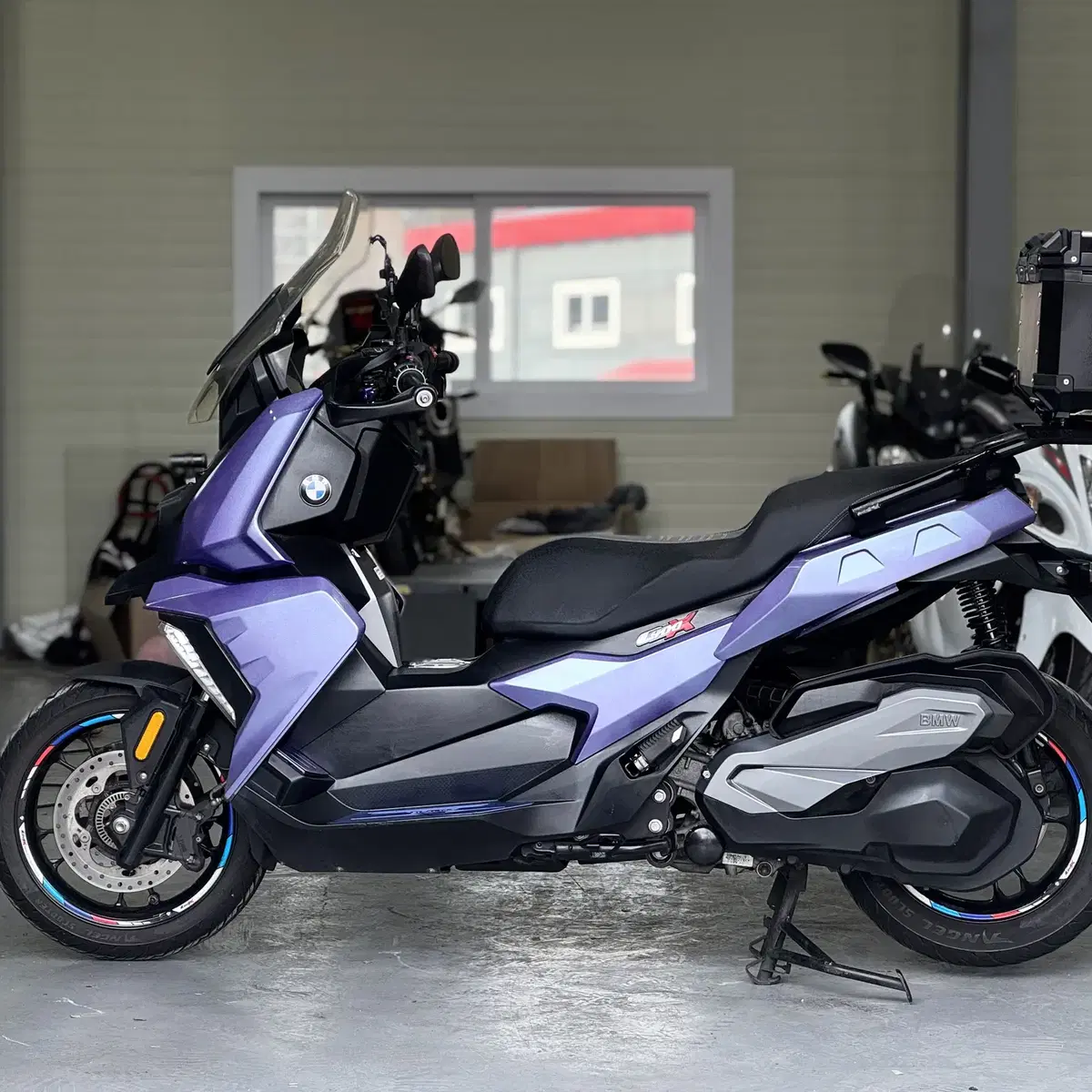 BMW c400X 퍼플컬러 22년식 상태최상 시동주행 깔끔한차량 팝니다