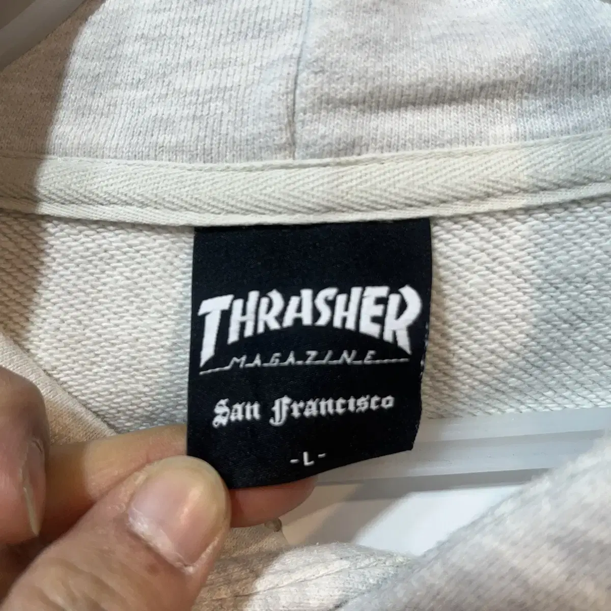 [L] THRASHER 트래셔 후드티