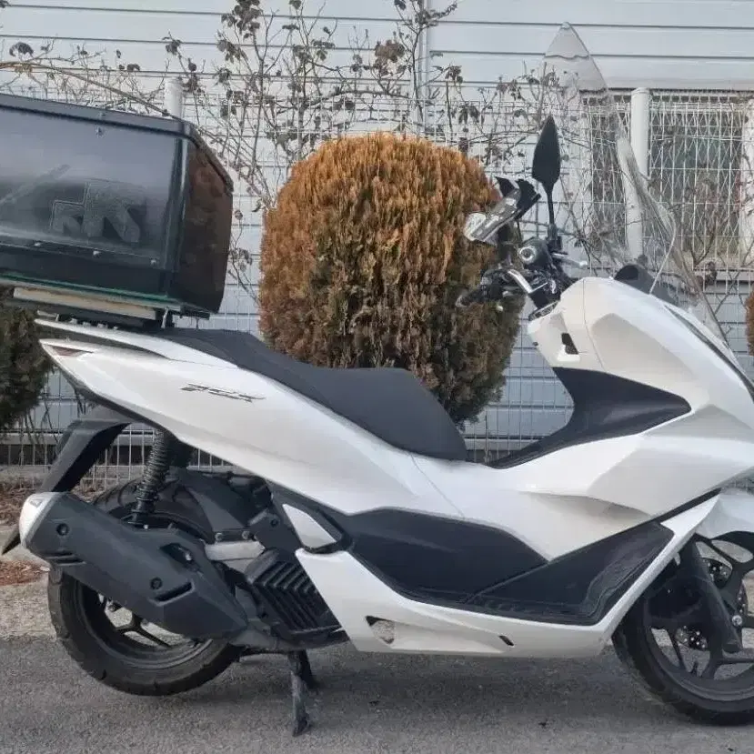 혼다 pcx 125 abs / 22년식 신차 그대로 4천키로 급매