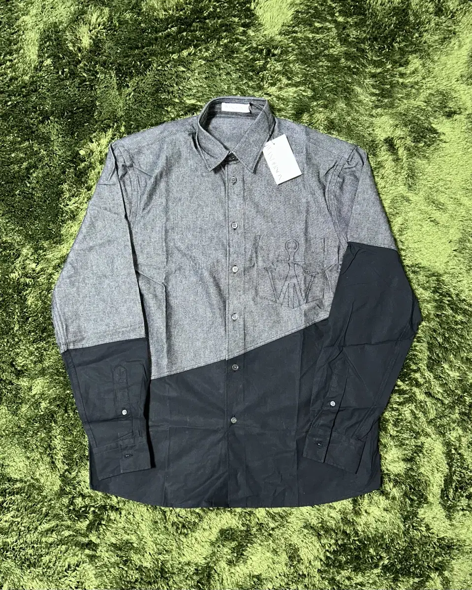 [46] JW Anderson Two-Tone Classic Fit Shirt Chambray Black