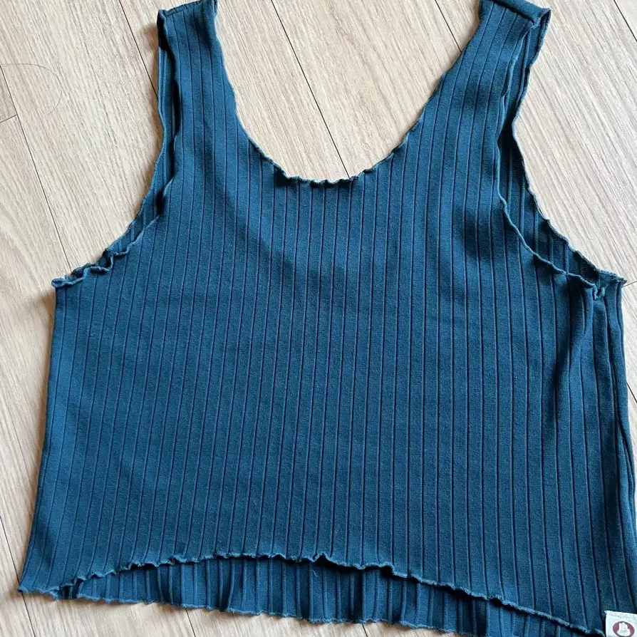 부디무드라 navel tank teal S