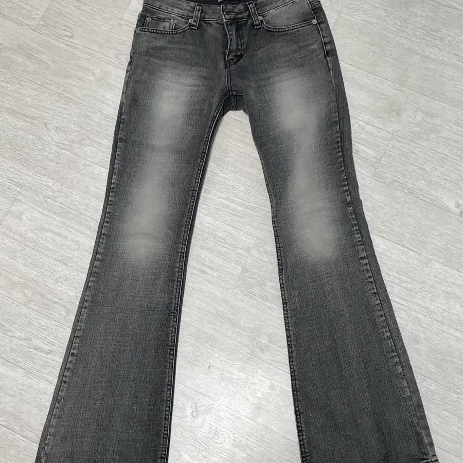 보헤미안서울 BOOTS CUT DENIM PANTS IN GRAY