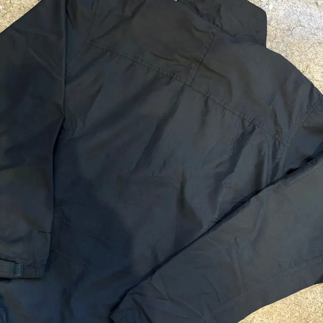 Columbia outdoor jacket