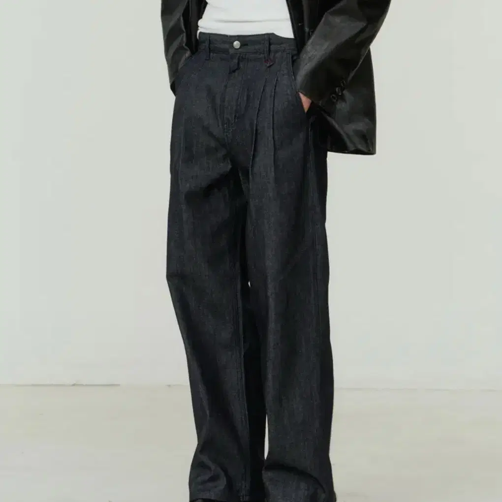 포트너스 Two Tuck Wide Jeans 투턱 와이드 인디고