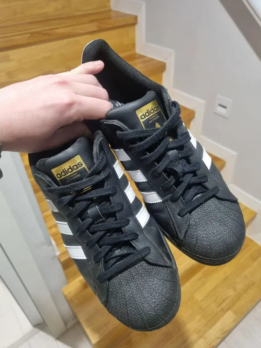 Adidas Superstar Core Black 260