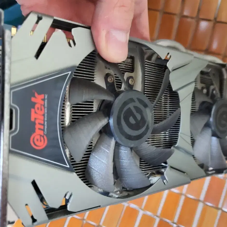 VGA그래픽카드 이엠텍 지포스 GTX970 4G