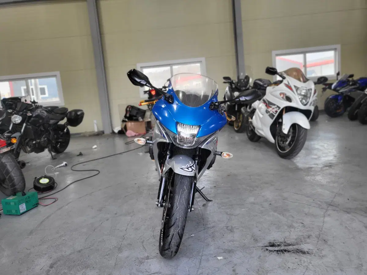 18년식 gsxr 125 판매합니다.