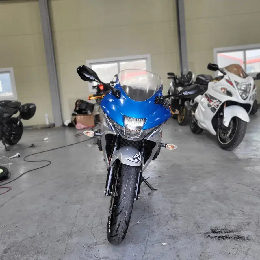 18년식 gsxr 125 판매합니다.