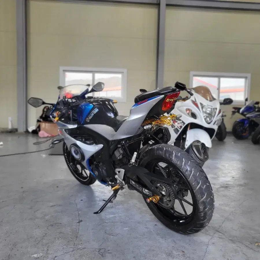 18년식 gsxr 125 판매합니다.