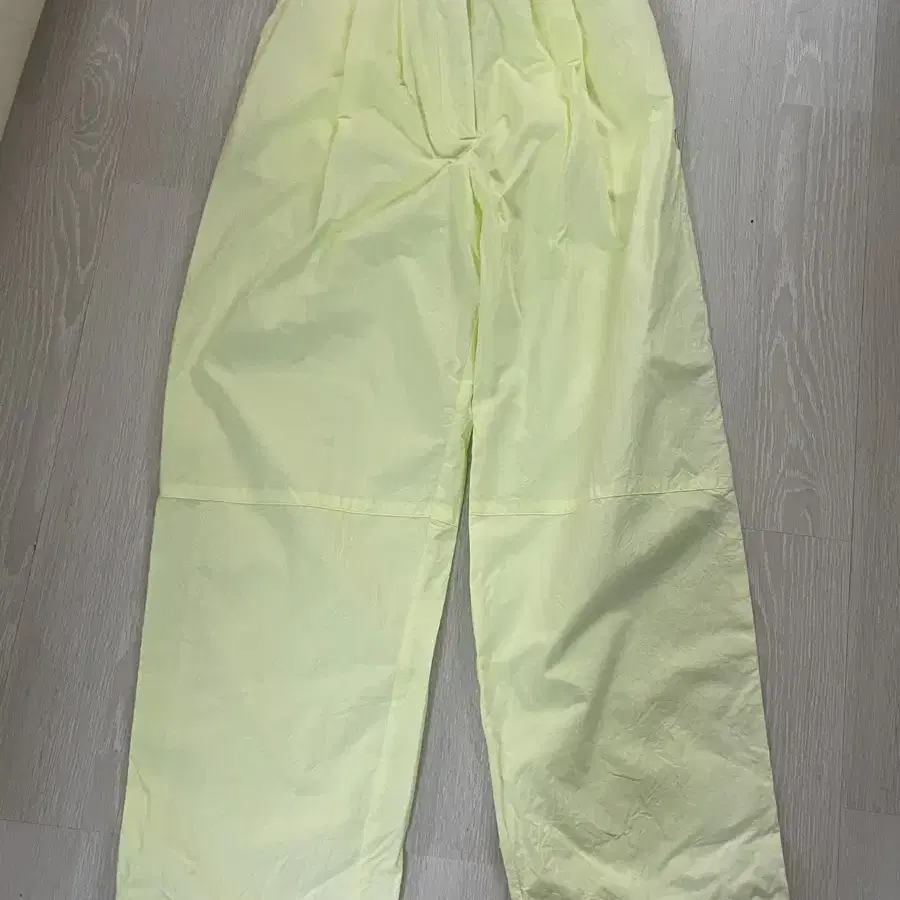 더오픈프로덕트 neon color tuck pants