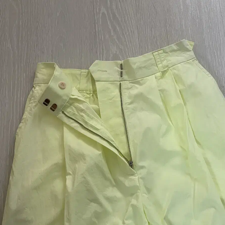 더오픈프로덕트 neon color tuck pants