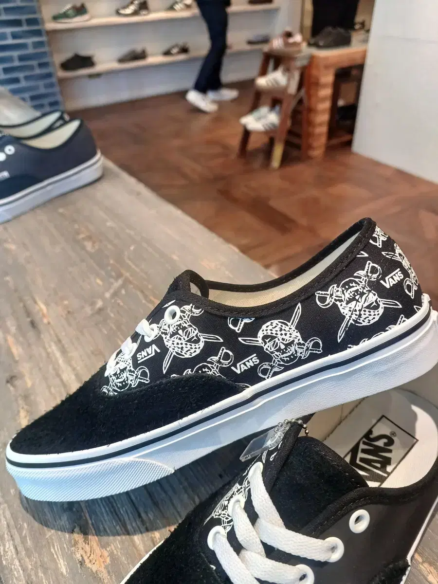 Vans Billies Collaboration Sneakers