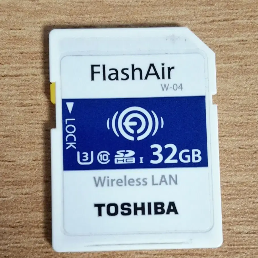 도시바 와이파이 SD카드 flashair 32GB w-04