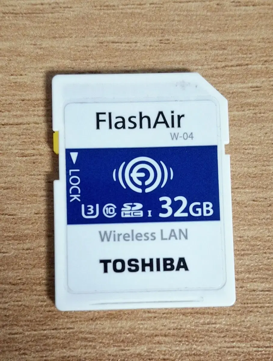 도시바 와이파이 SD카드 flashair 32GB w-04