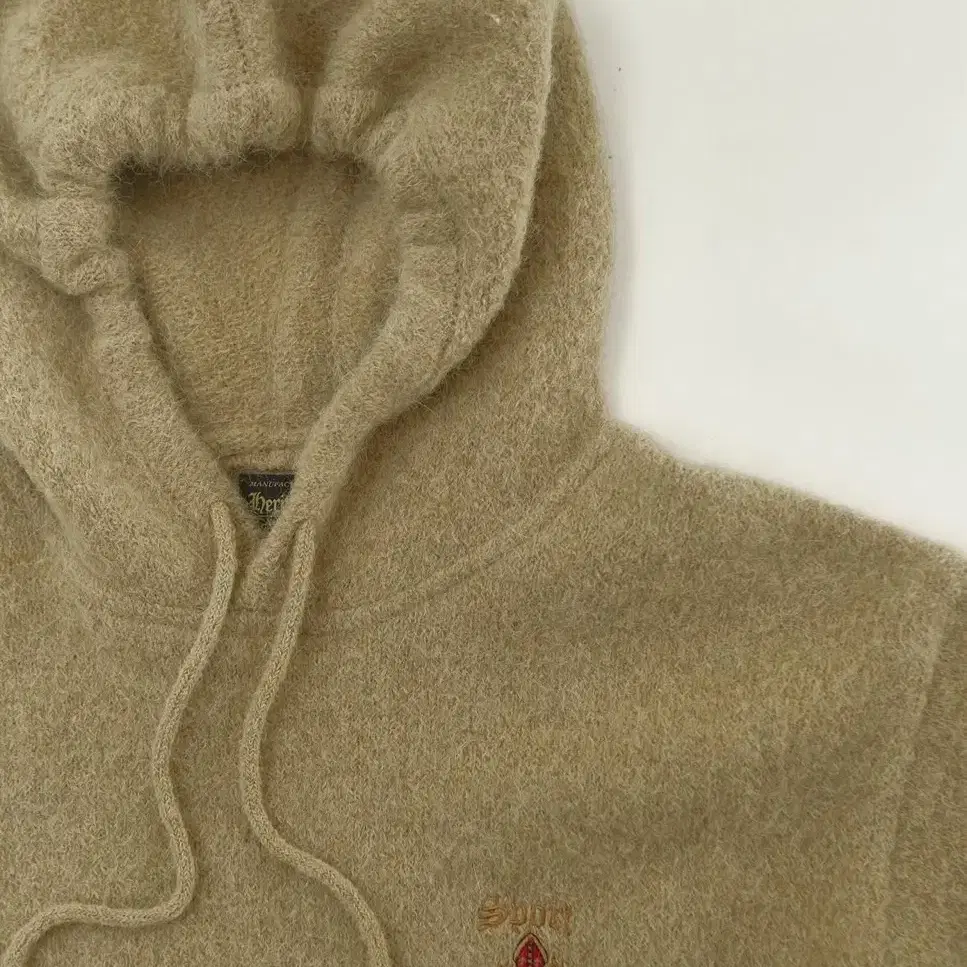 헤리티지플로스 CREST ALPACA HOODIE / Beige 니트후드