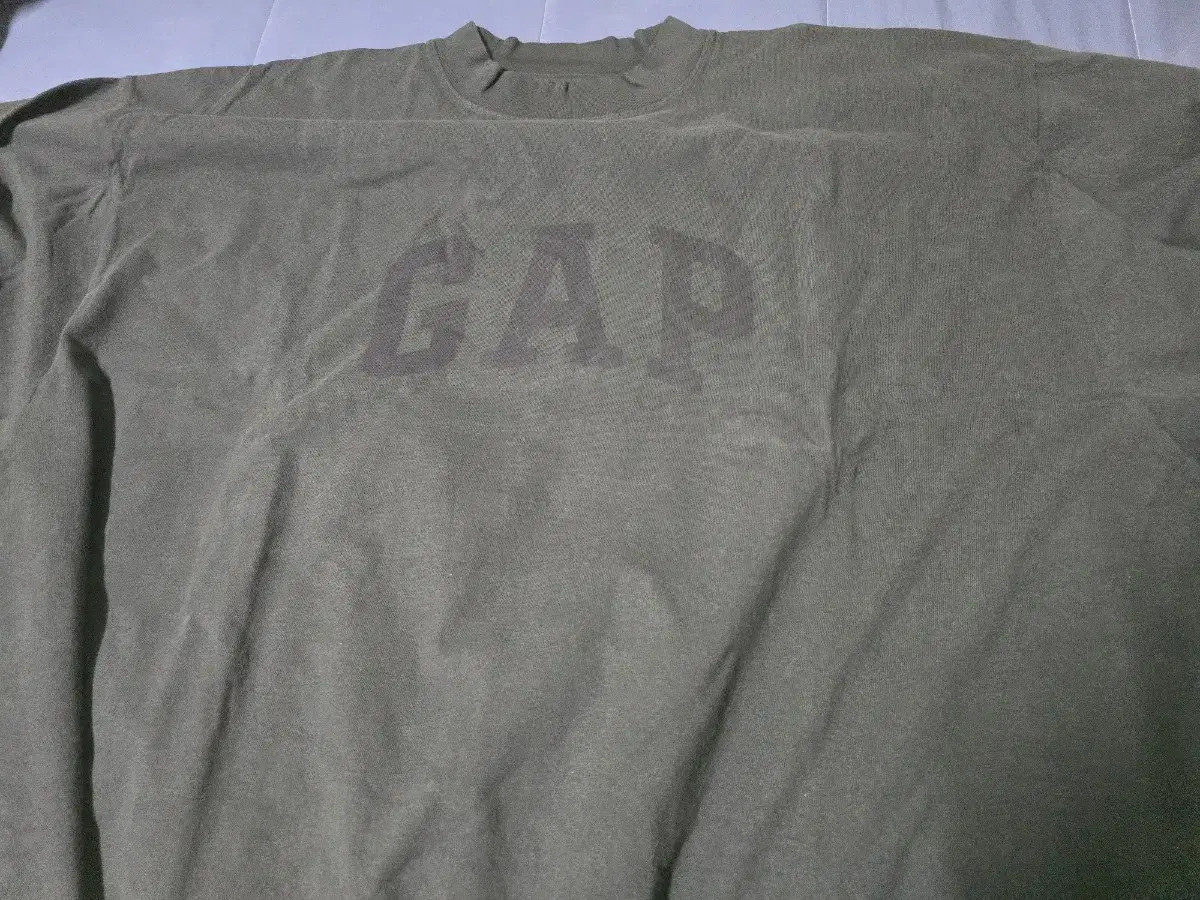 E.JI Gap Engineered by Balenciaga Dove Long Sleeve XL New