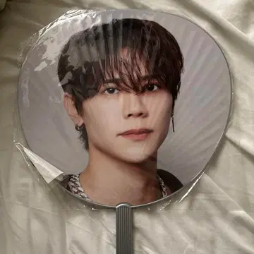 후지마키 쿄스케 RTP 교세라 공연 부채