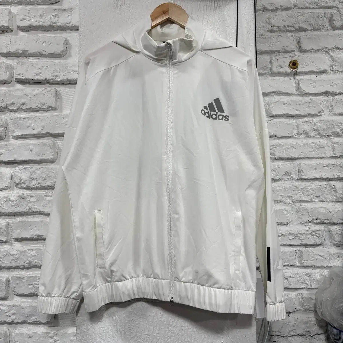 [160/adult size M95 approx] Adidas Kids Windbreaker Jumper