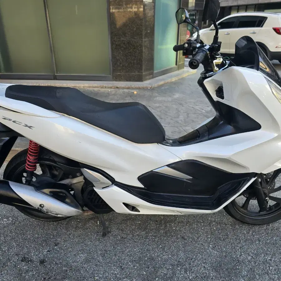 19년 pcx125 3만k중고오토바이스쿠터크루심벤리슈퍼커브엔맥스vs125