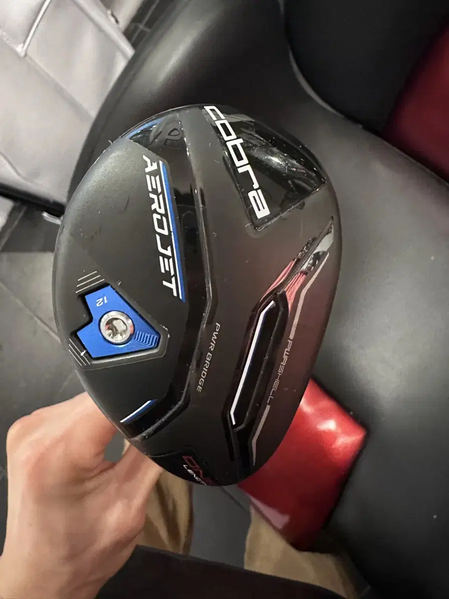 Cobra 4-util S 21-degree distance160-190m Same length as 7-iron