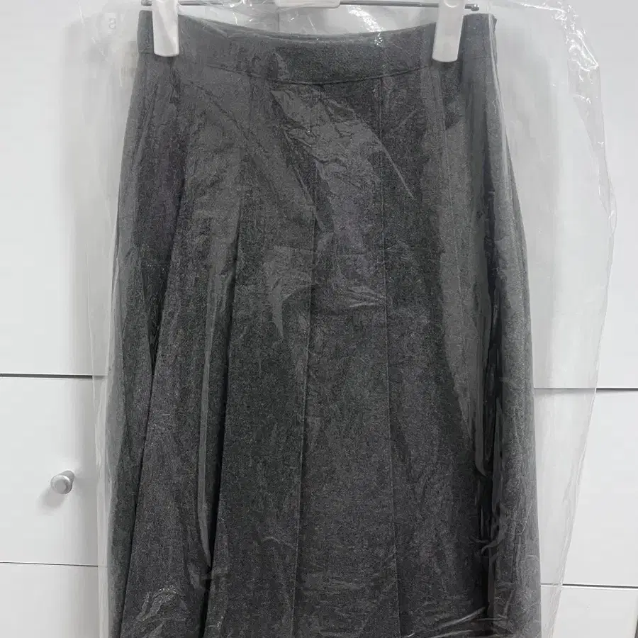 링서울 wool pintuck skirt 울핀턱 스커트