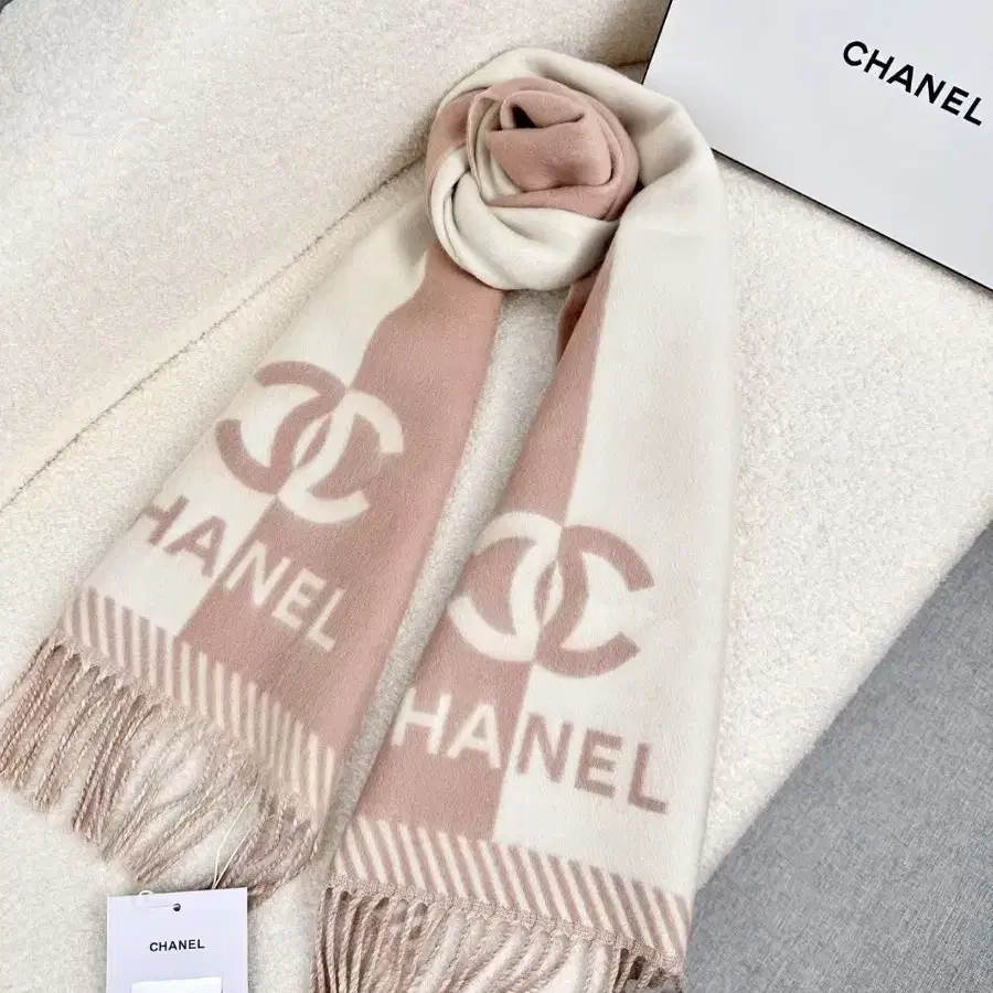 CHANEL 샤넬 양면 배색 울 머플러