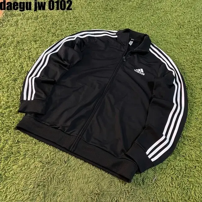 XL ADIDAS ZIPUP 아디다스 집업