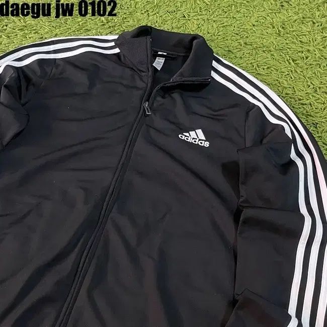 XL ADIDAS ZIPUP 아디다스 집업