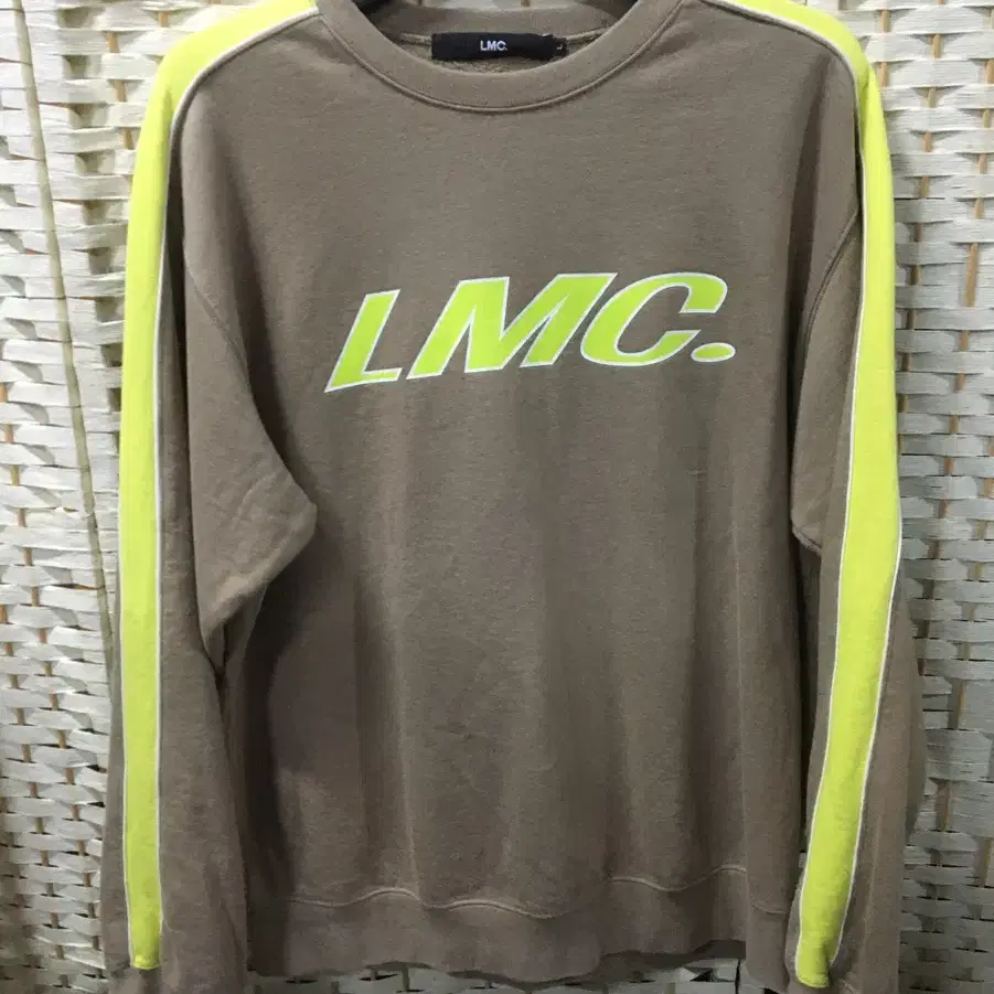 LMC 맨투맨 L사이즈