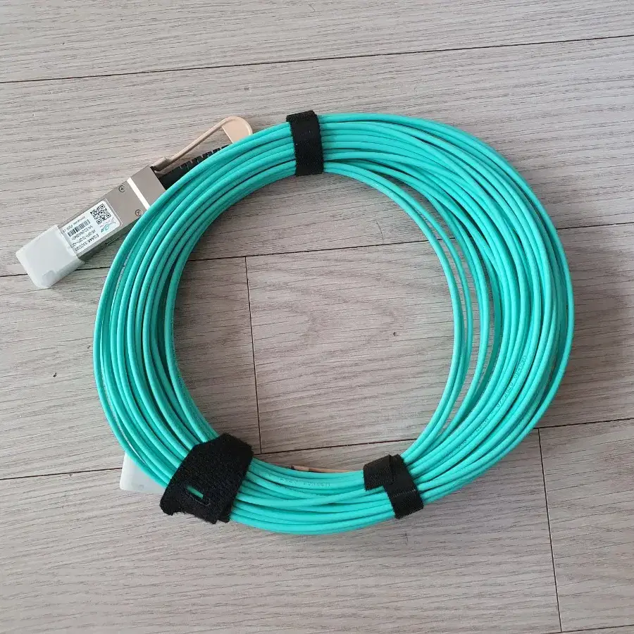 ETU-Link 40G QSFP+ 20M AOC 케이블 ( 중고 )