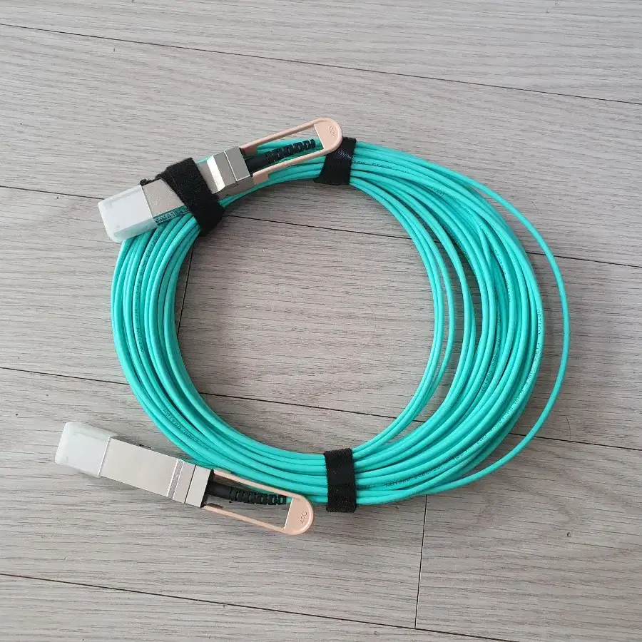 ETU-Link 40G QSFP+ 20M AOC 케이블 ( 중고 )