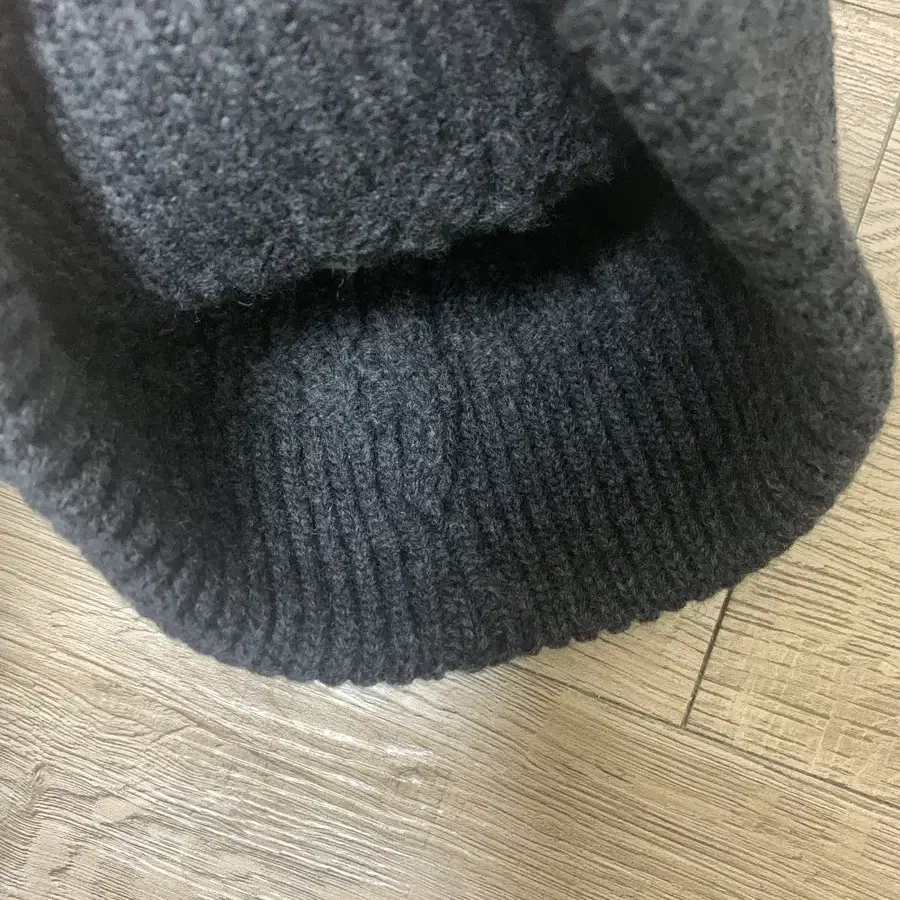 게드 비니 snowflake pom knit 얼바닉더바넷낫띵리튼