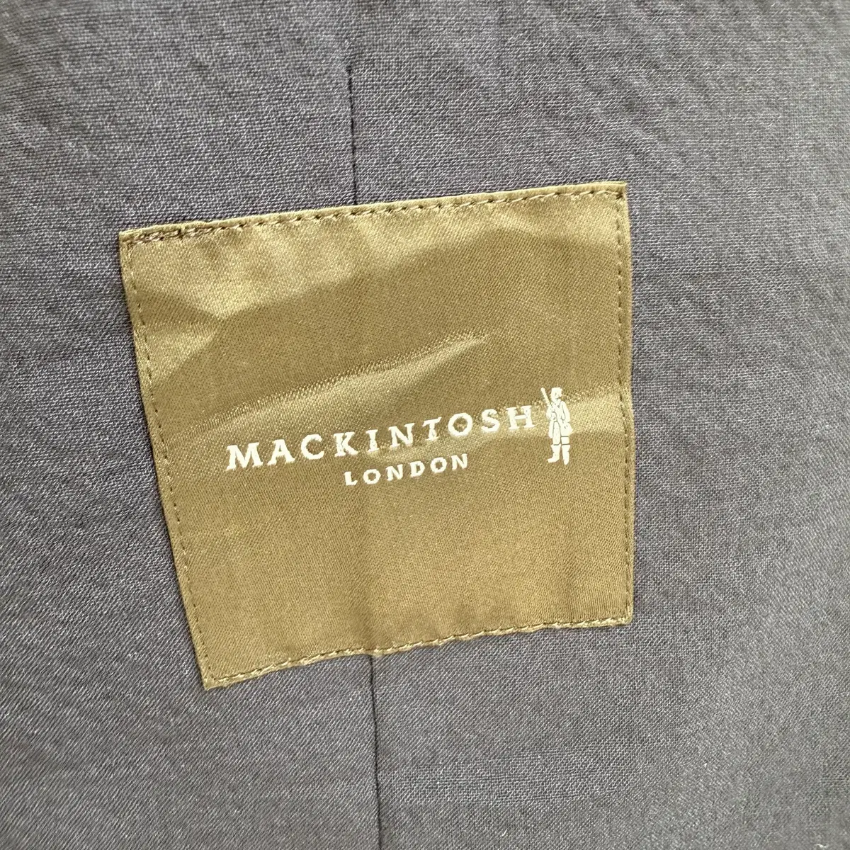 MACKINTOSH 네이비 자켓