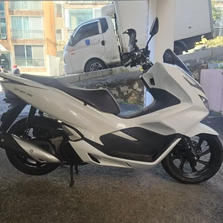 19년식 pcx125 오토바이 스쿠터