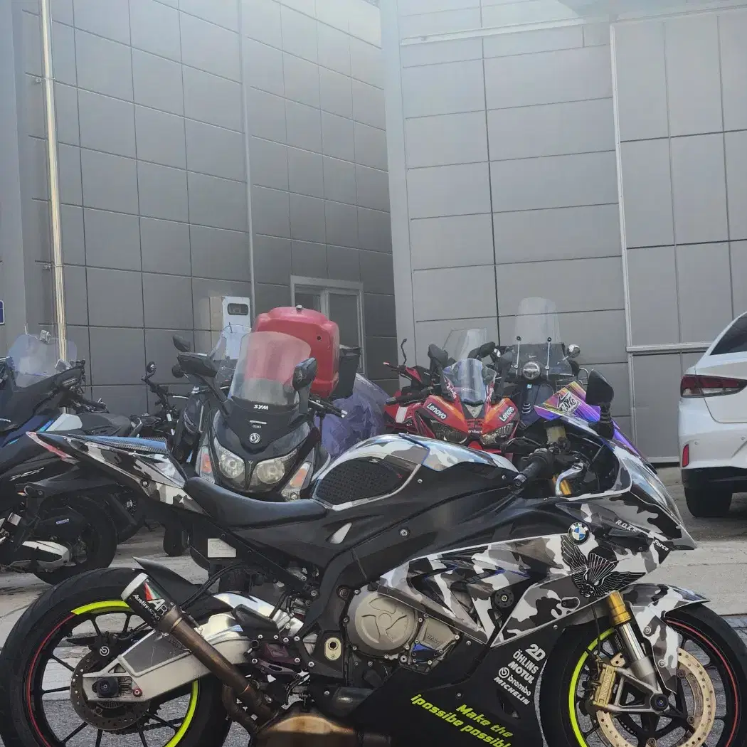 특가)bmw s1000rr 18년식 데칼튜닝 상태굿 최저가 판매합니다