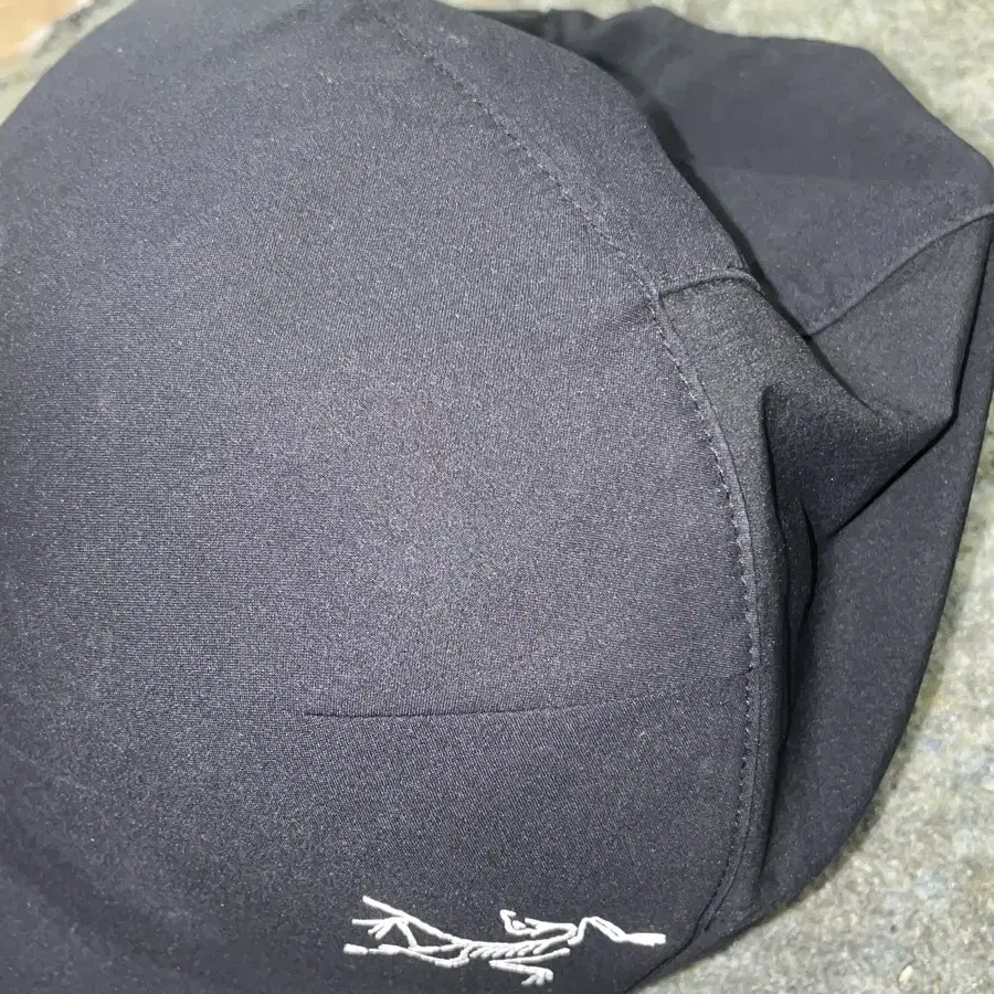 Arcteryx calvus cap black