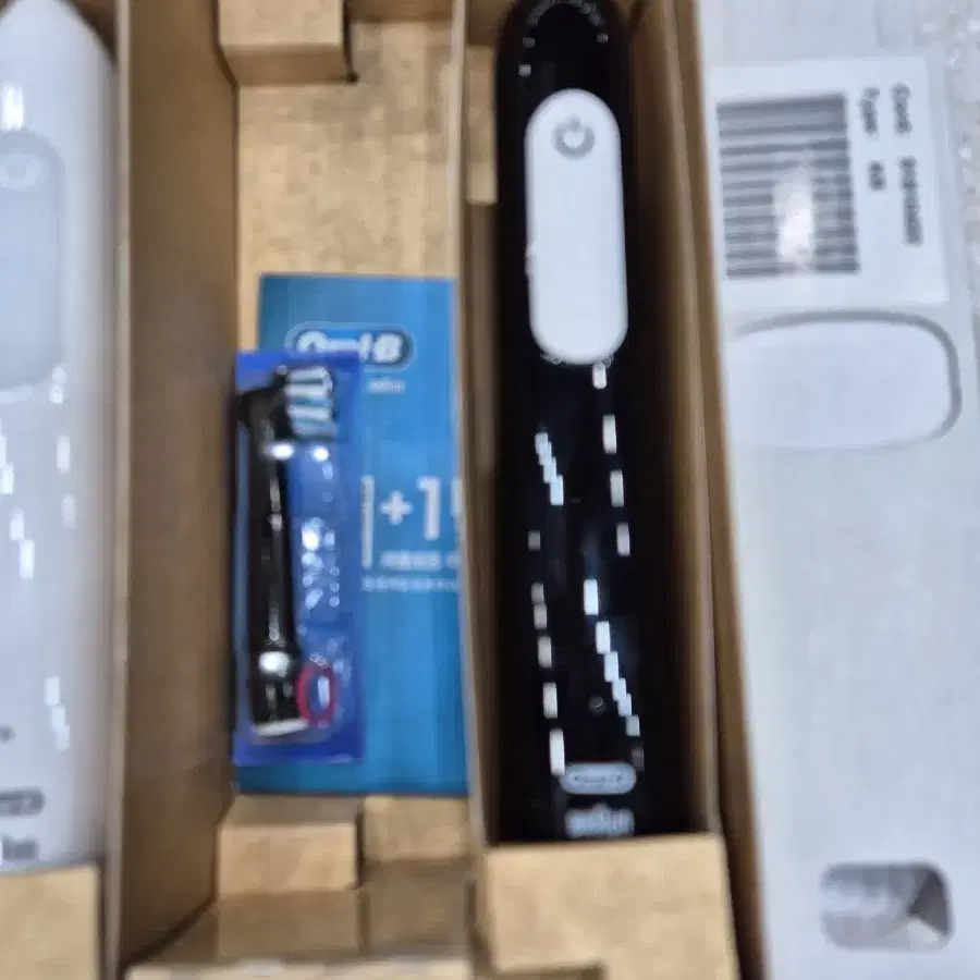 Oral-B PRO1000 블랙, 화이트