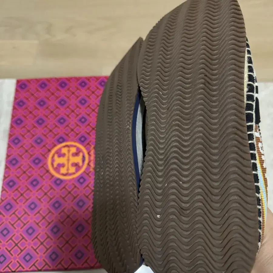 Tory Burch 토리버치 에스파듀 슬립온!!