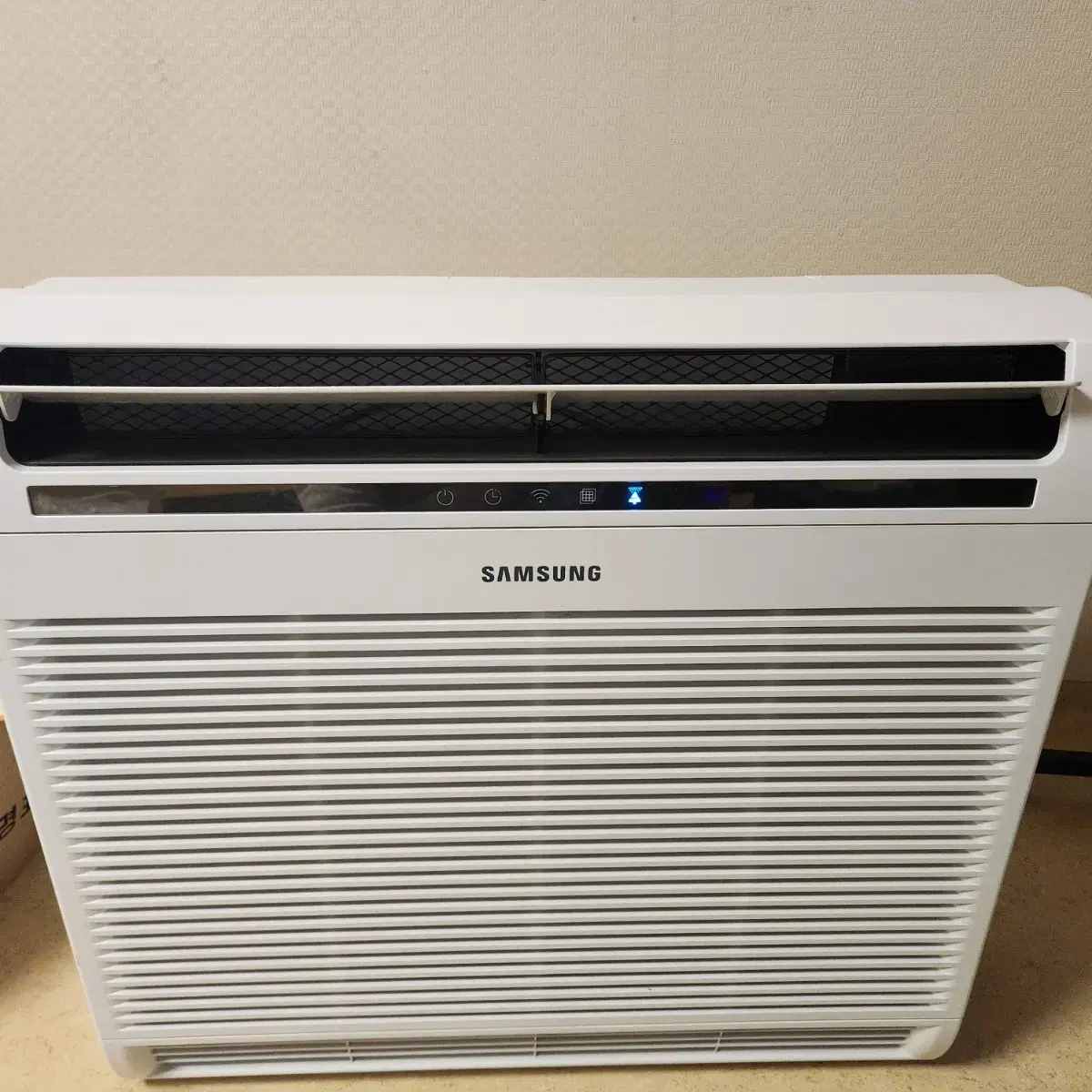 삼성 공기청정기 40평용 AX100N4020WD 팝니다