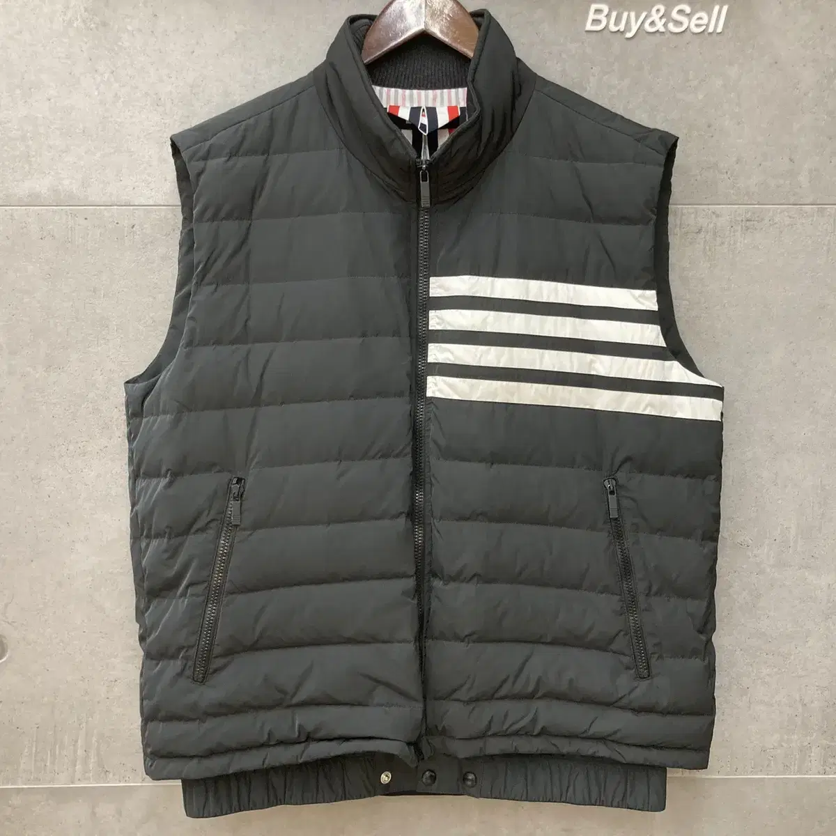 Thom Browne Diagonal Arms Padded Vest Black MVD024X-G121301