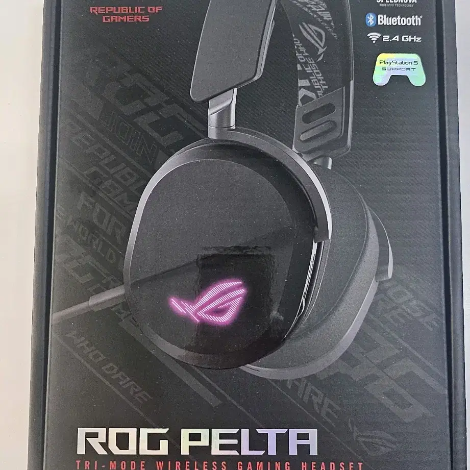 ASUS ROG PELTA RGB 무선 게이밍 헤드셋