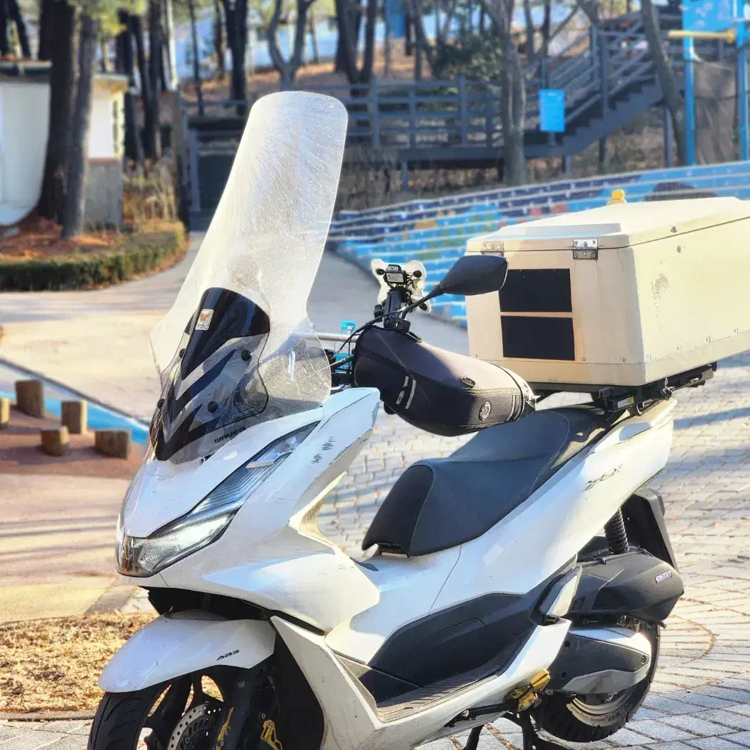 21년식 PCX125 ABS 배달세팅 판매합니다.