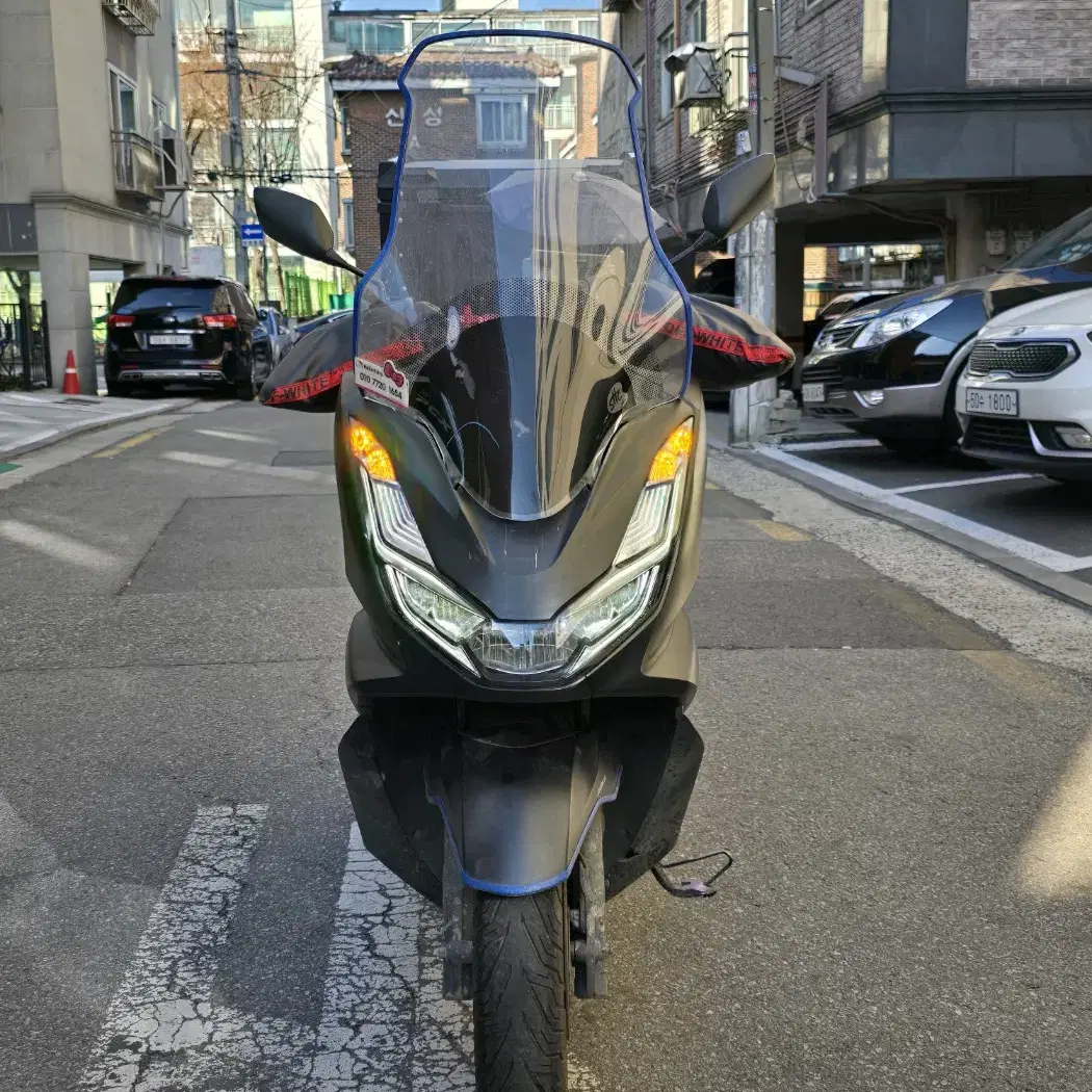 21년식 PCX125 ABS 배달세팅 3만키로 팝니다.