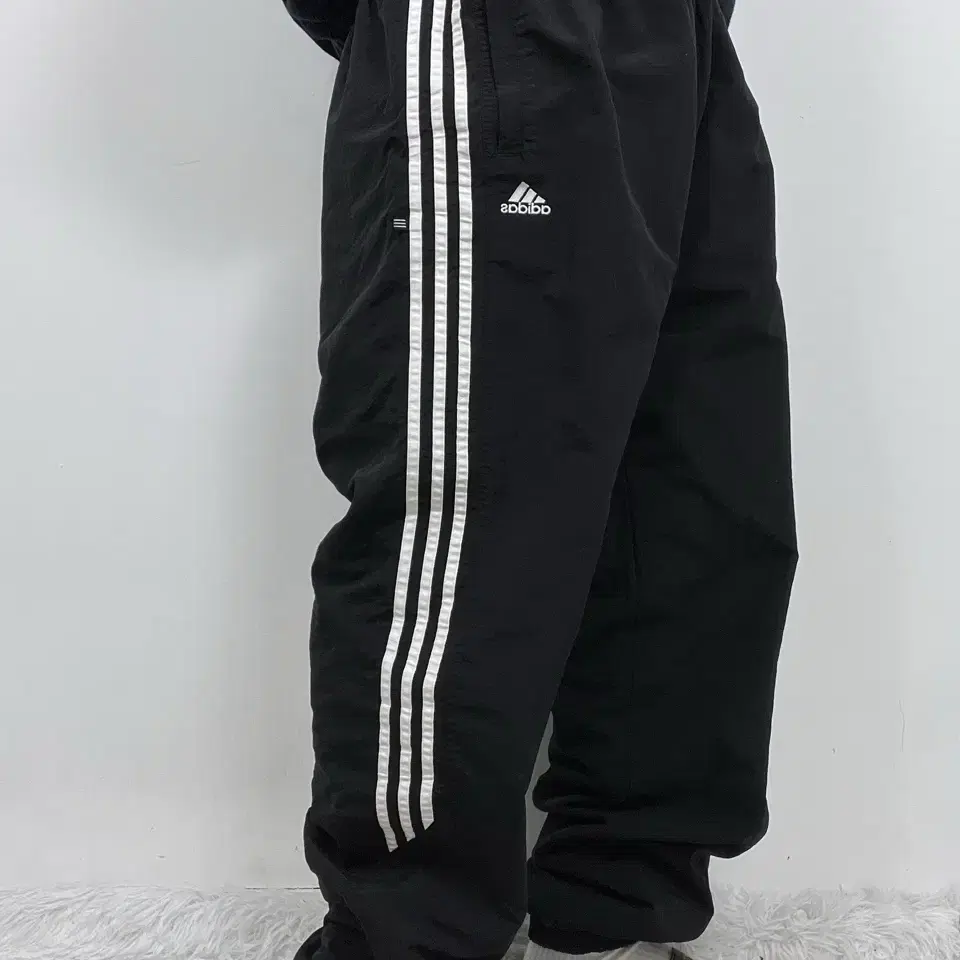 Adidas 아디다스 우븐 누빔 조거 팬츠